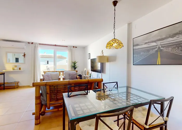 Apartman Atico Bassetes Atico En Denia Con Gran Terraza Privada Y Piscina By Family Homes