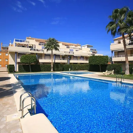 Apartment Atico Bassetes Atico En Con Gran Terraza Privada Y Piscina By Family Homes